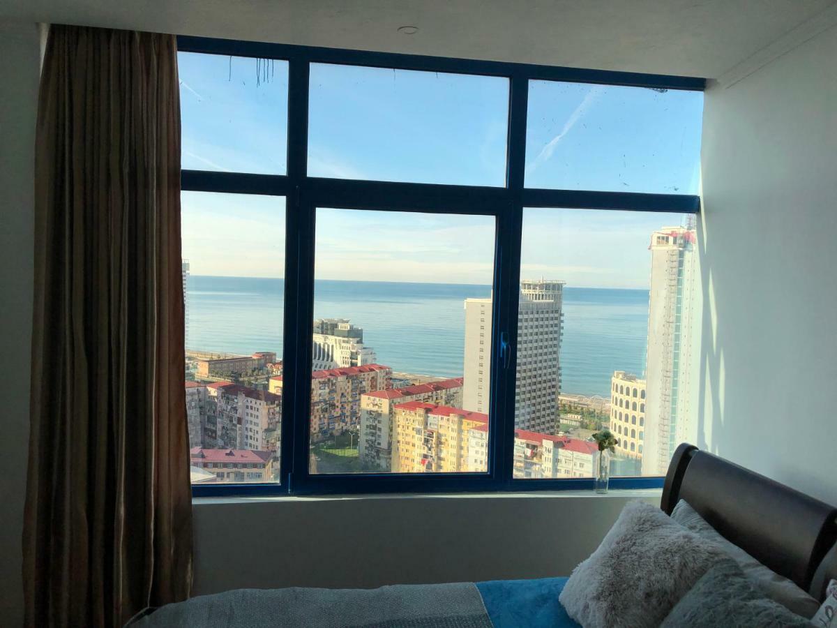 Cozy Bright Apartment With Amazing Sea View Batumi Exterior foto